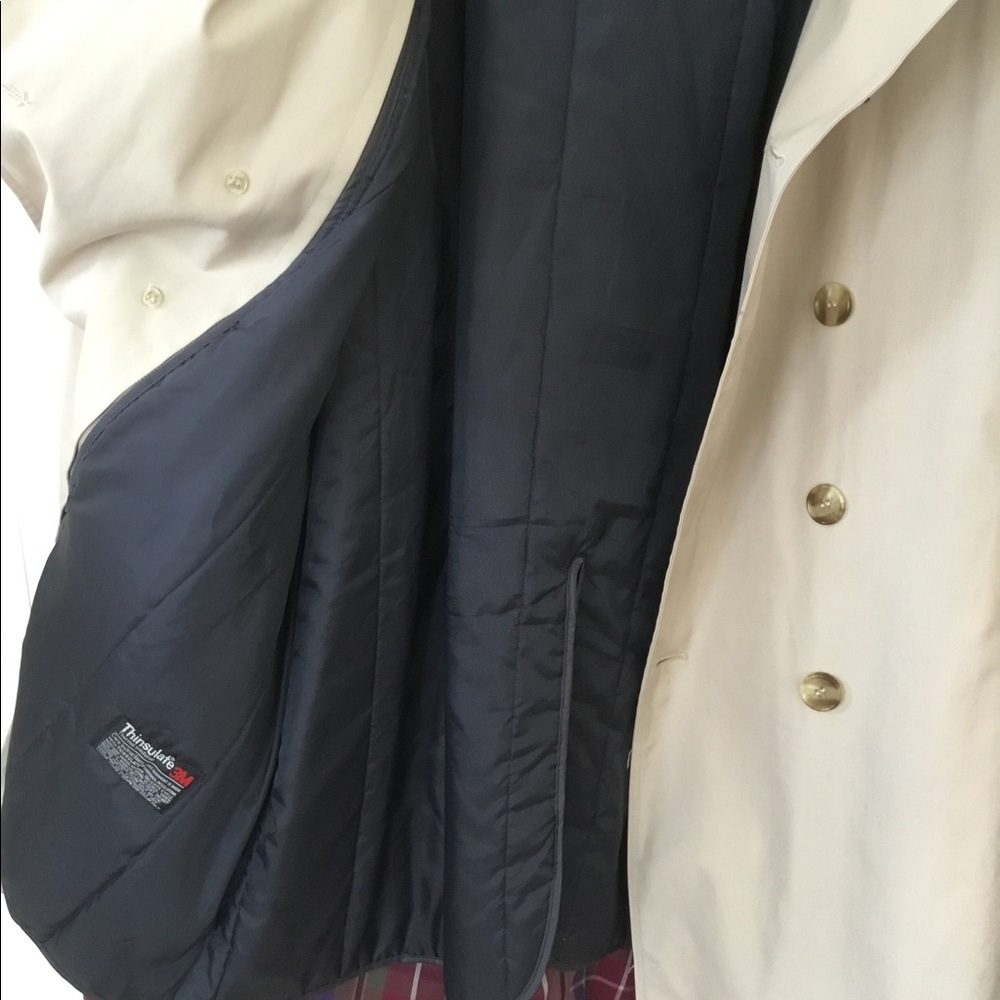 Marshall Field Vintage Trench Coat 42 Short. Gem